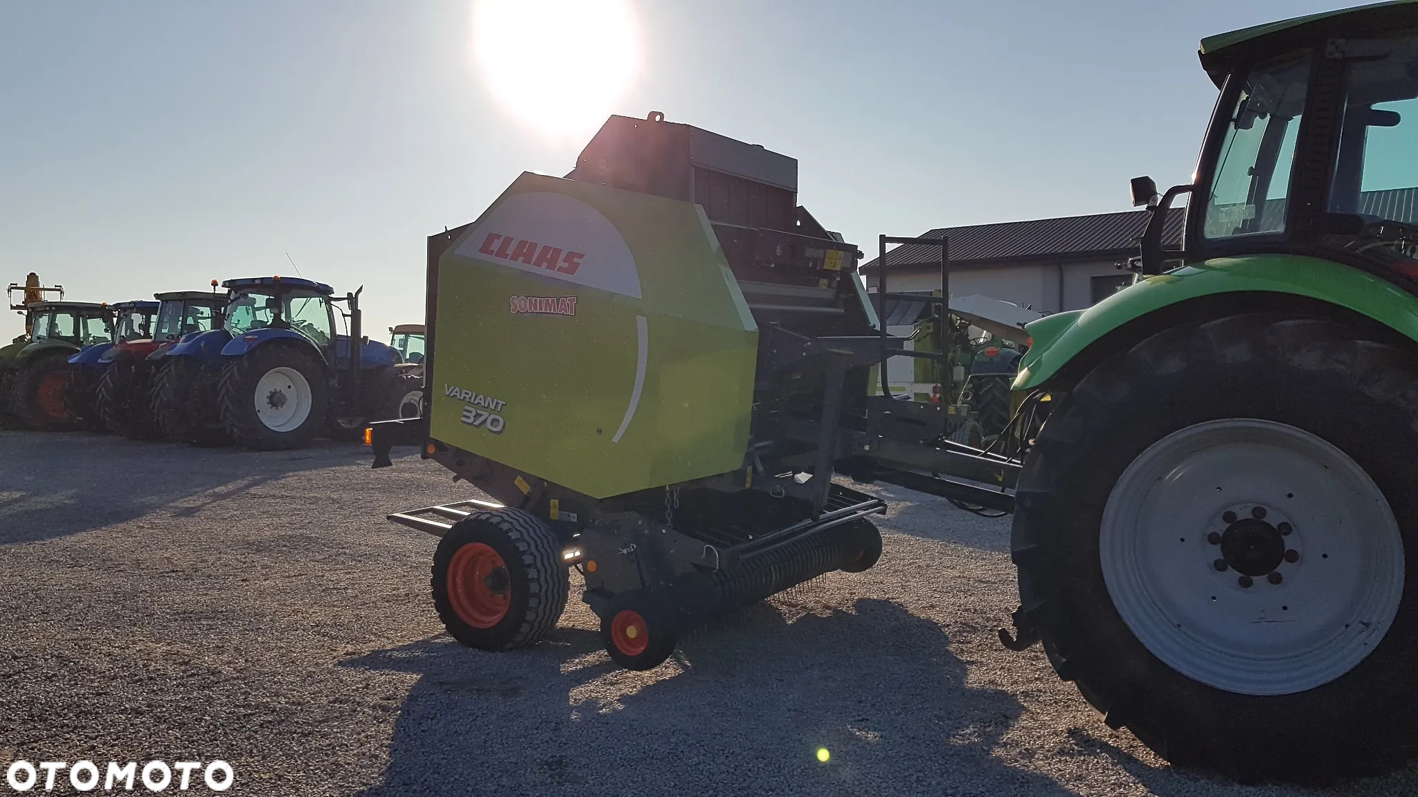 Claas VARIANT 370 - 8