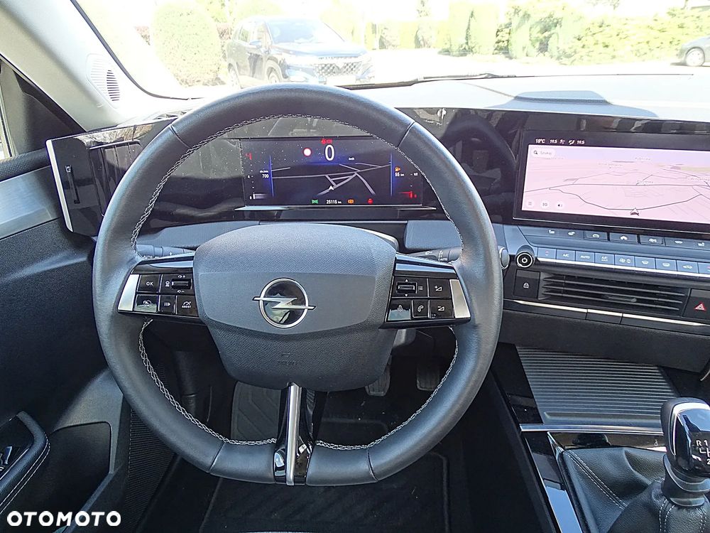 Opel Astra 1.2 Turbo GS - 34