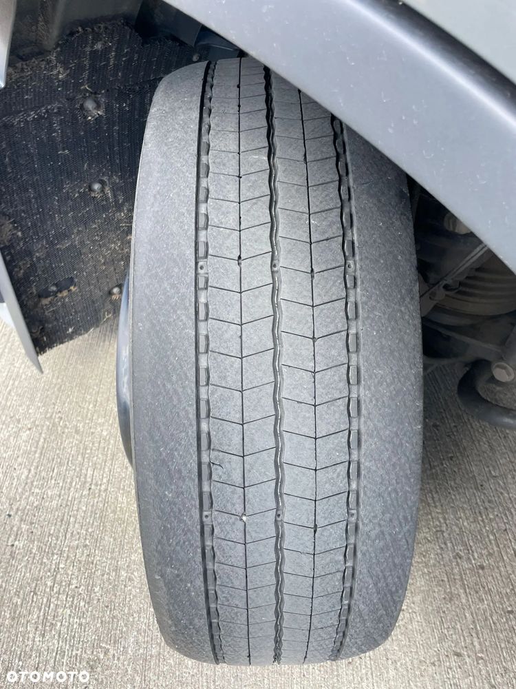 Volvo FH4 AERO 4x2 460 KM GLOBETROTTER XL LOW DECK - 15