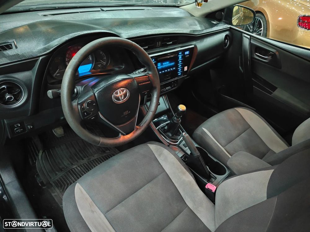 Toyota 1.4 D-4D + AC - 9