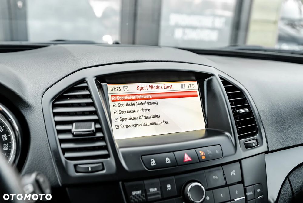 Opel Insignia 2.0 Turbo 4x4 Sport - 37
