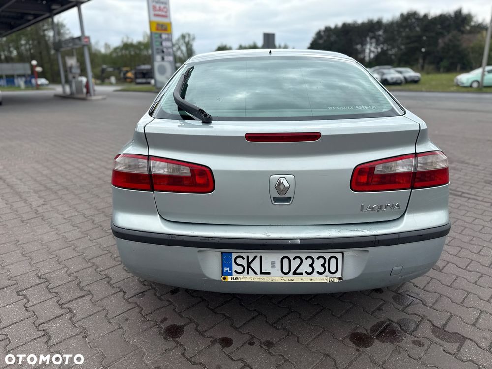 Renault Laguna 1.8 RXE Millenium - 8