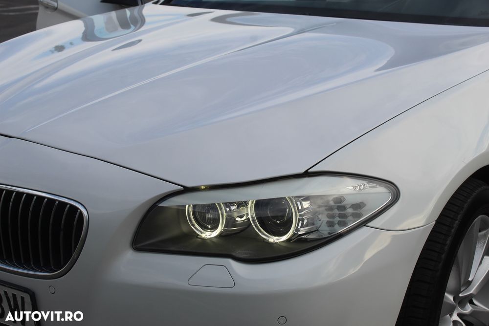 BMW Seria 5 520d - 30