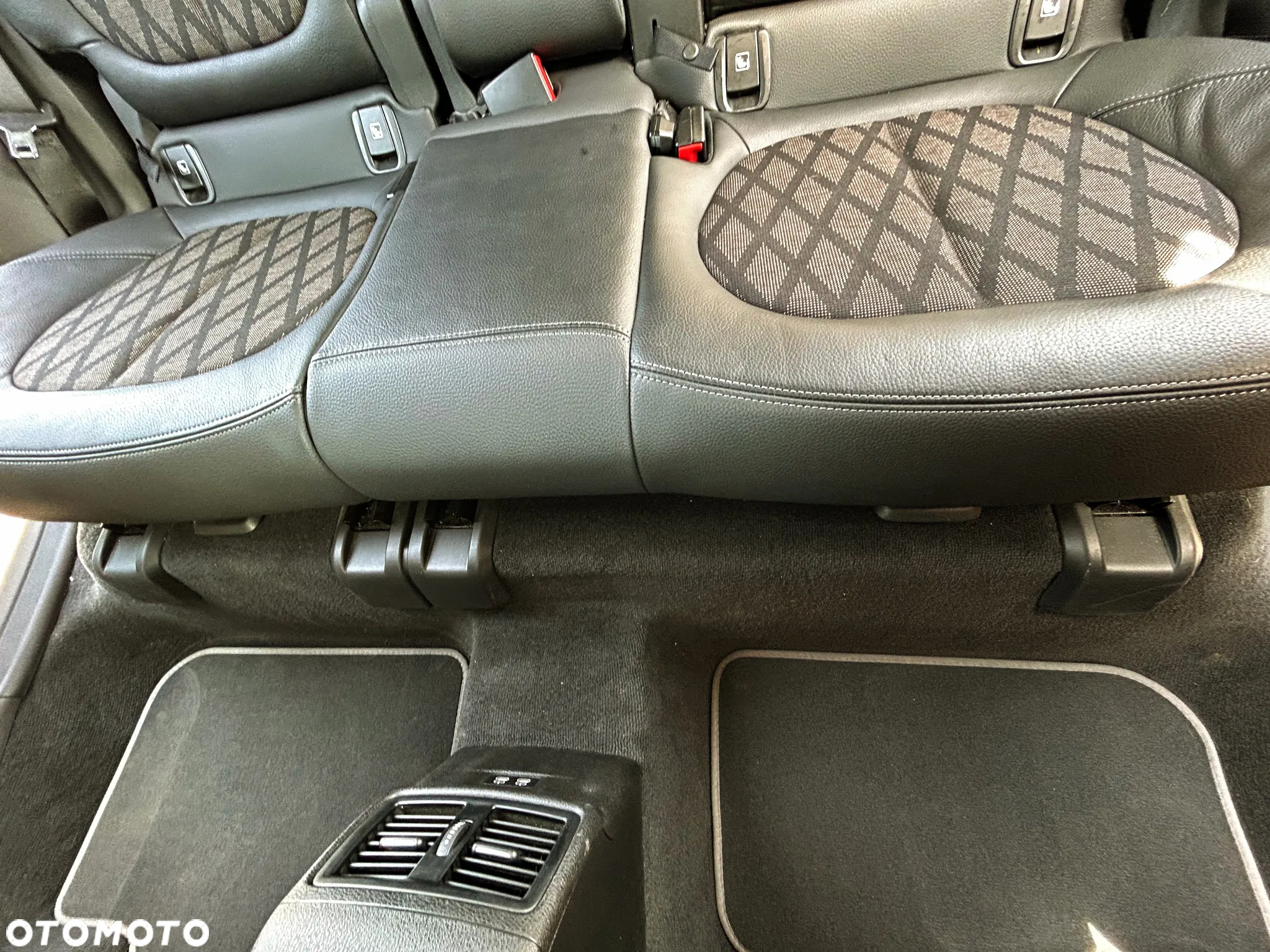 BMW X1 xDrive18d xLine - 20