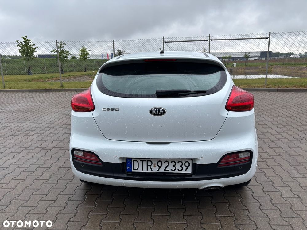 Kia Ceed 1.6 GDI Business Line - 9