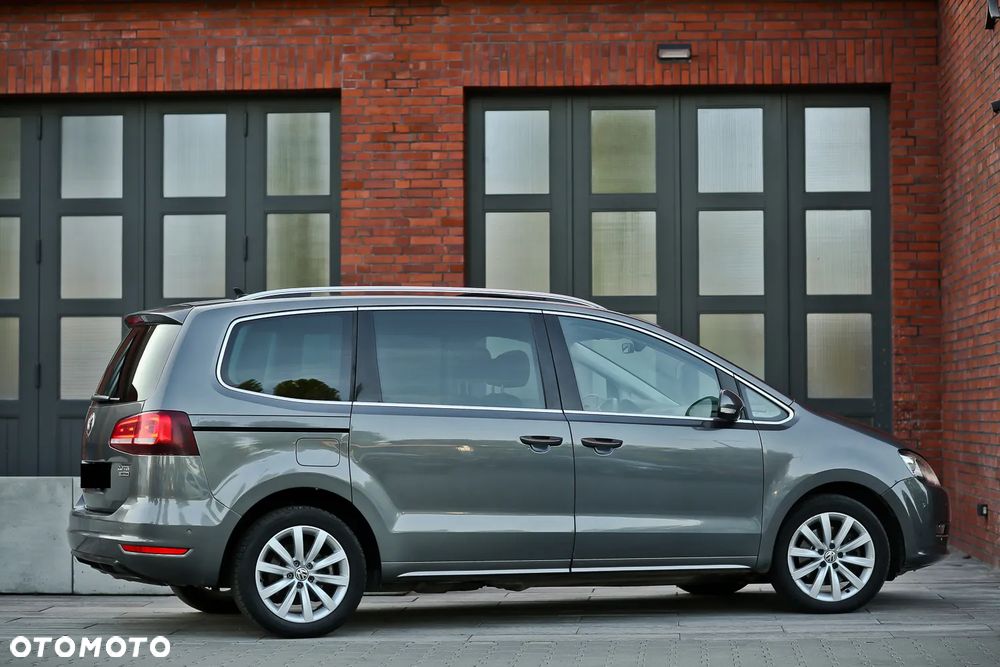 Volkswagen Sharan 2.0 TDI 4MOTION (BlueMotion Technology) Highline - 17