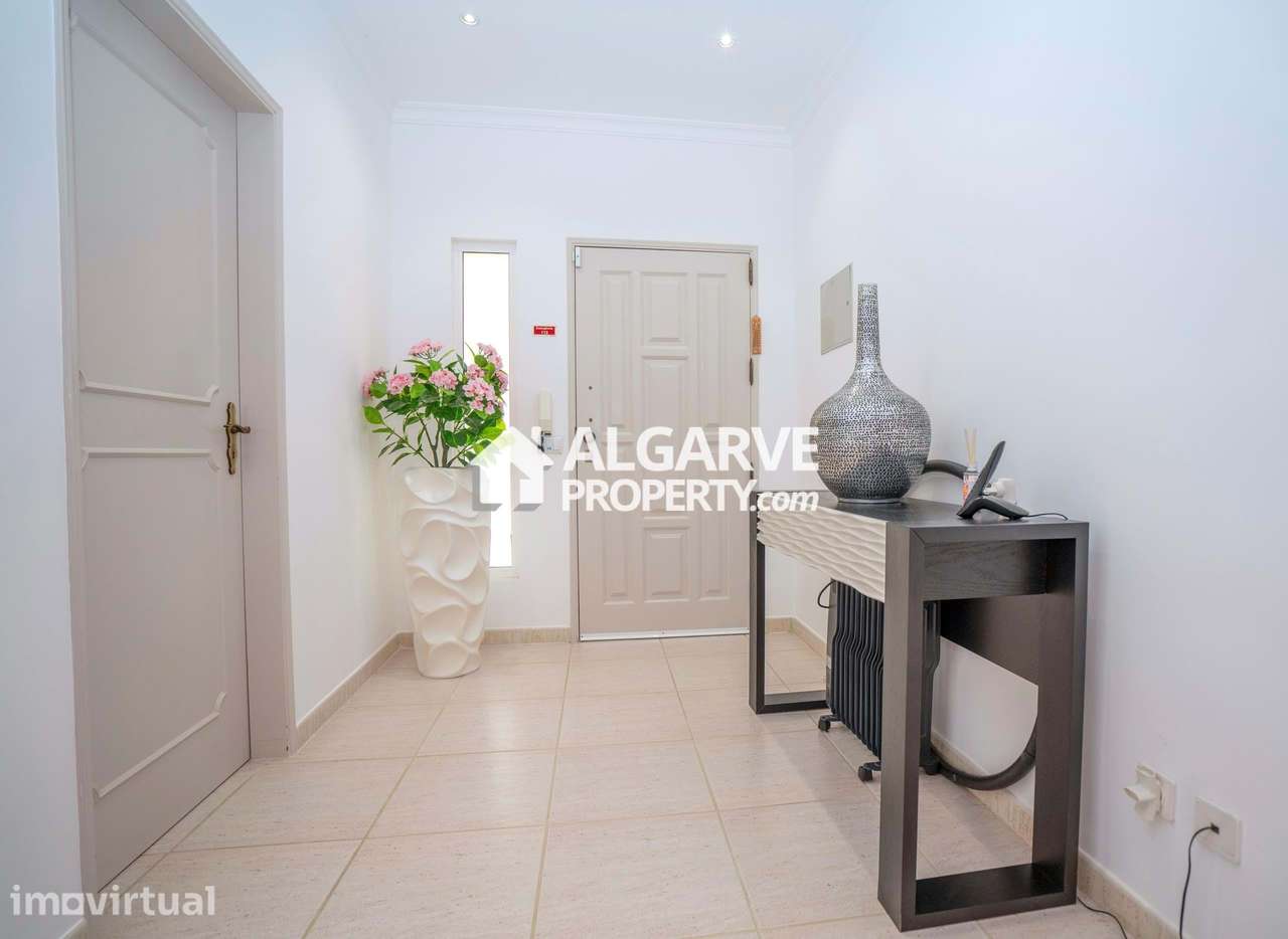 Moradia Isolada 4 quartos a 5 minutos do Golf da Quinta do Lago no Alg - Grande imagem: 5/54