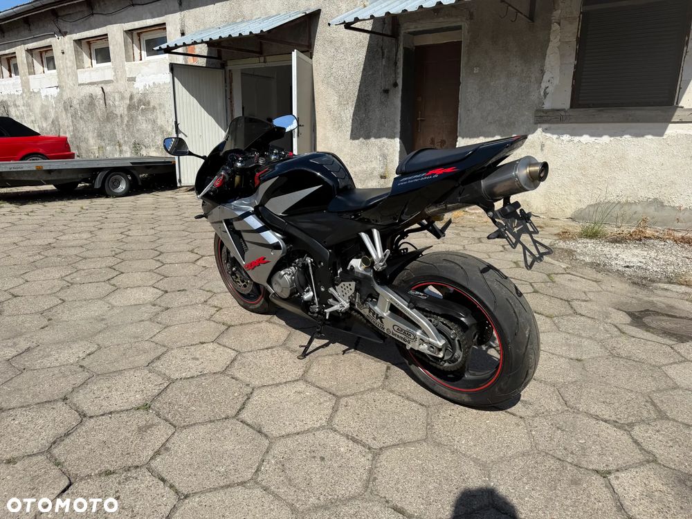 Honda CBR - 8