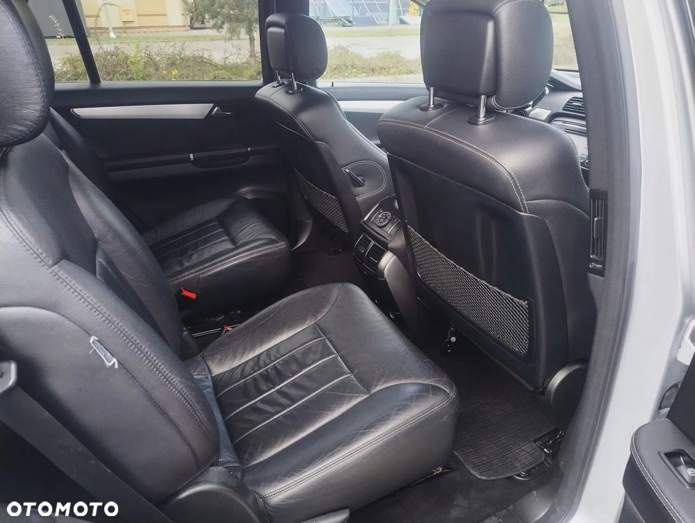 Mercedes-Benz Klasa R 500 4Matic 7G-TRONIC - 18