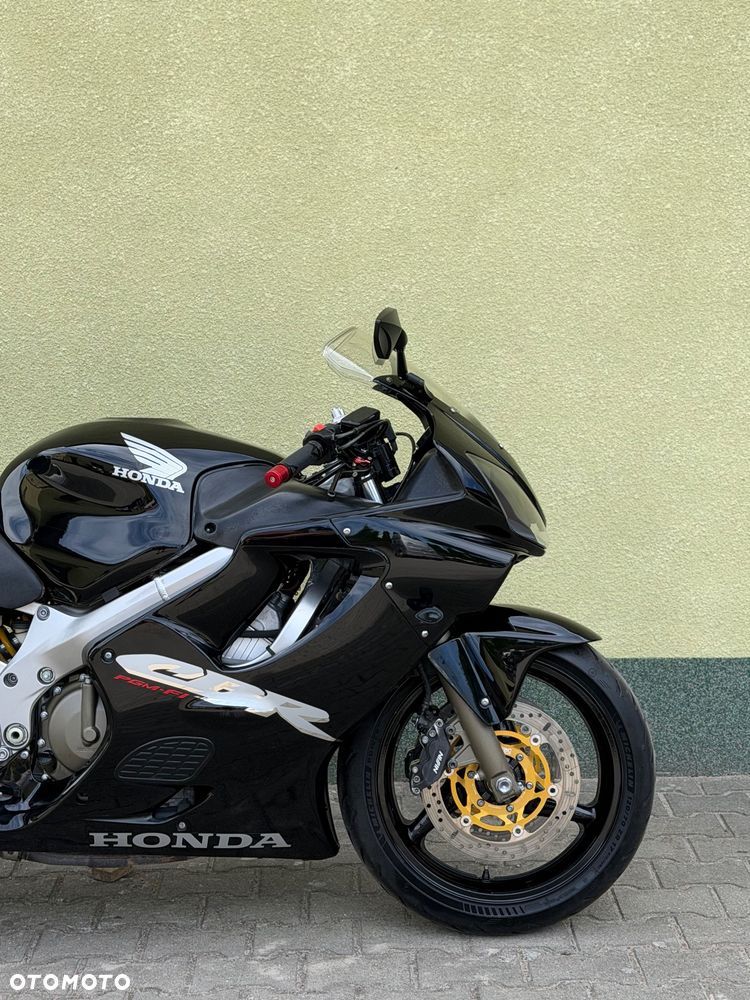 Honda CBR - 6