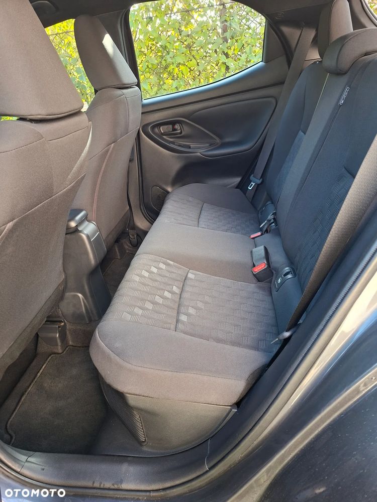 Toyota Yaris Hybrid 1.5 Active - 11