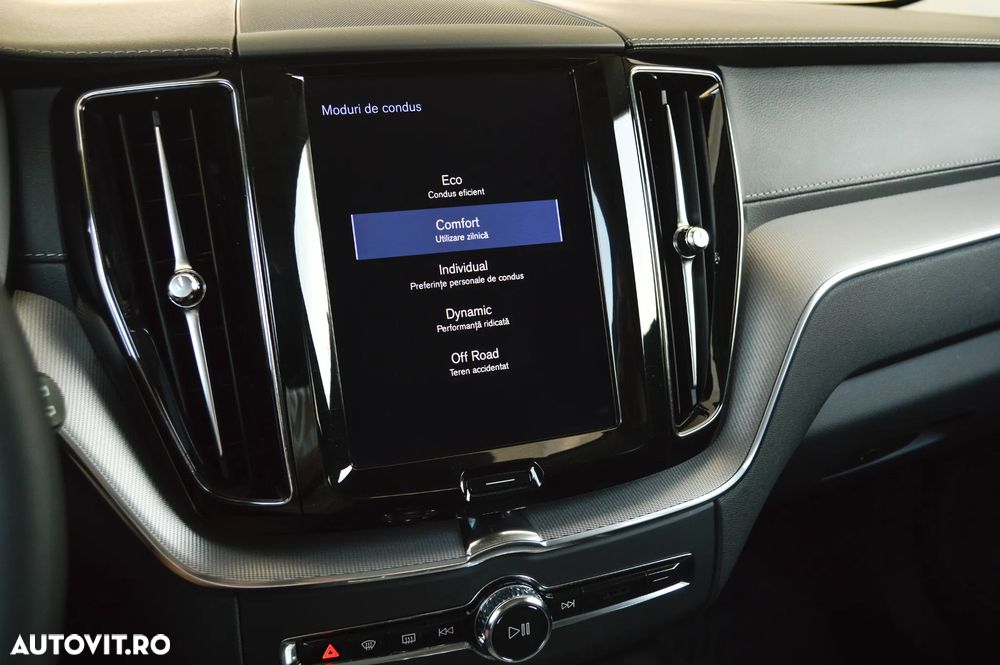 Volvo XC 60 B5 MHEV AWD Inscription - 22