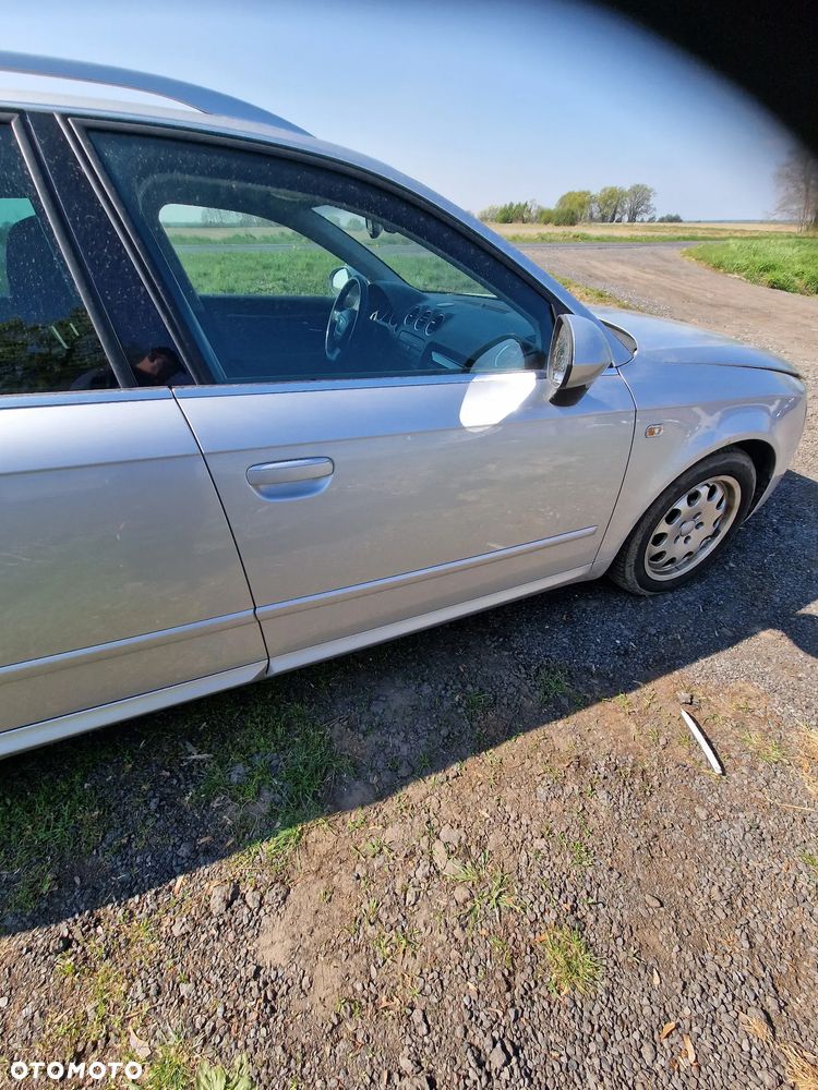 Drzwi  prawy  przód  seat  exeo  w kolorze  LX7W - 2