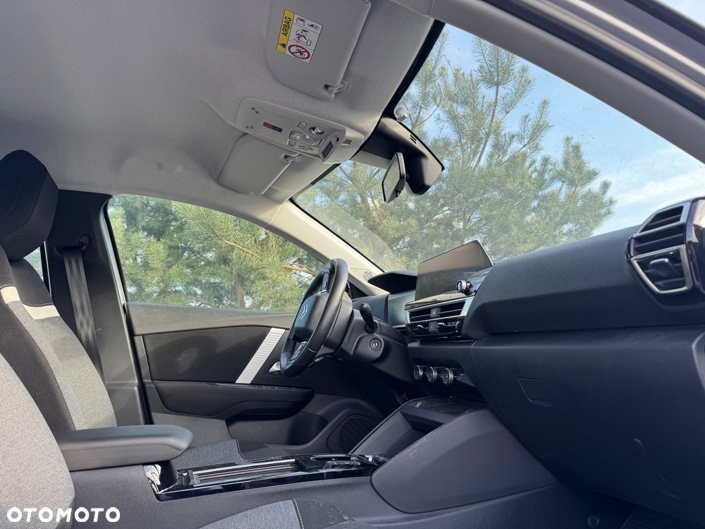 Citroën C4 BlueHDi 130 Stop&Start EAT8 FEEL PACK - 5