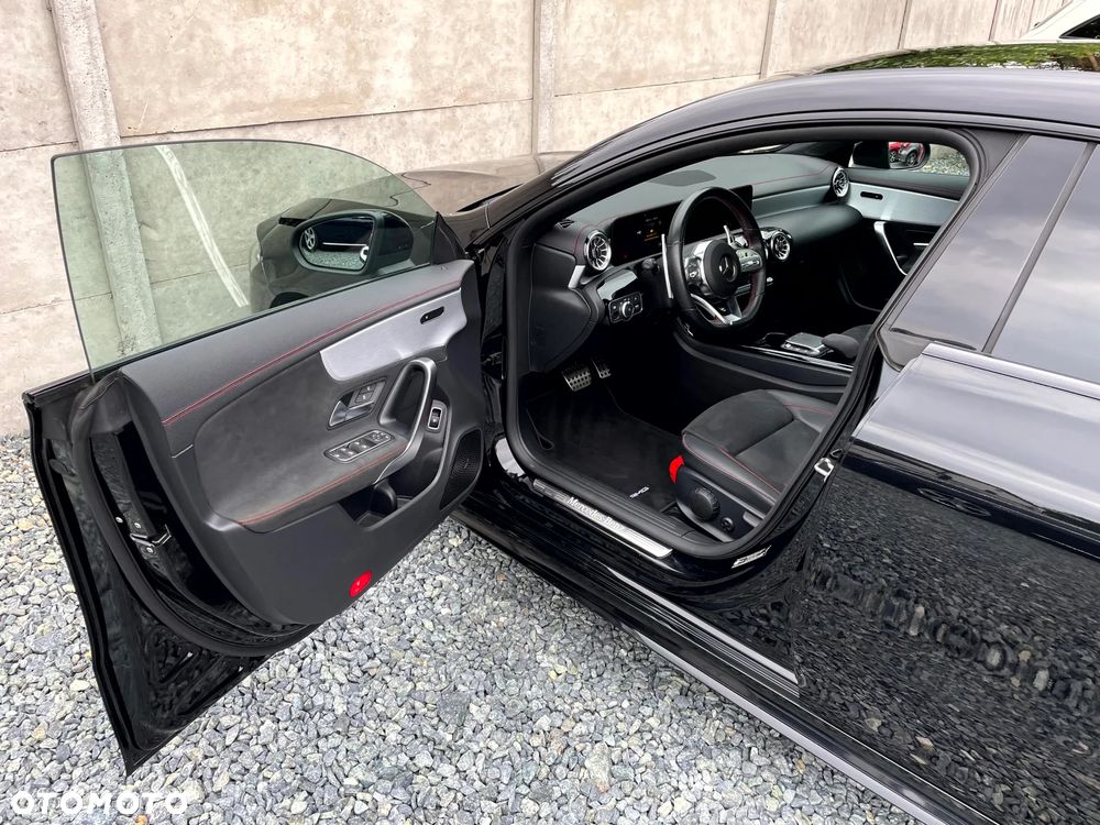 Mercedes-Benz CLA 200 d 8G-DCT AMG Line - 13