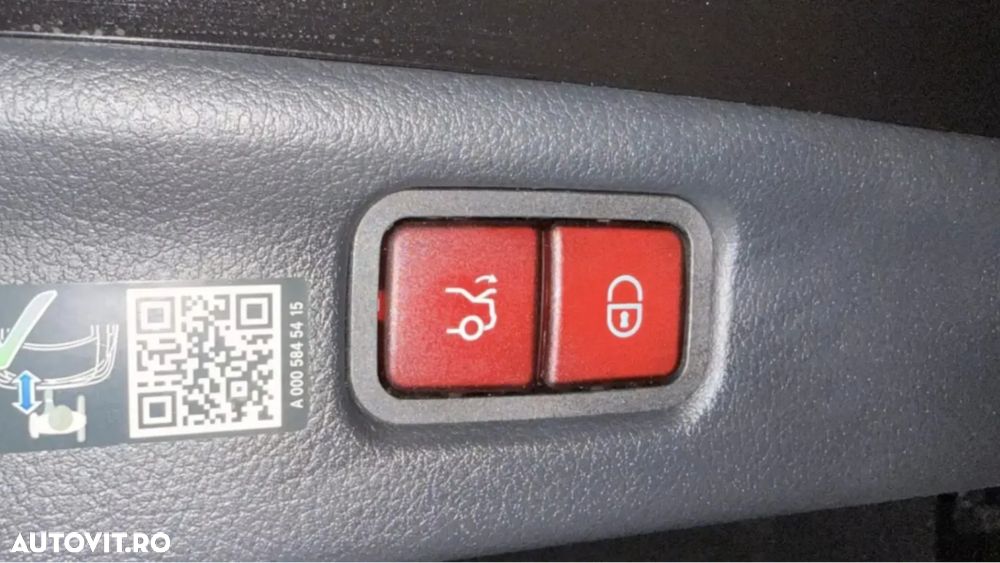 Mercedes-Benz C 300 e 9G-TRONIC AMG Line - 21