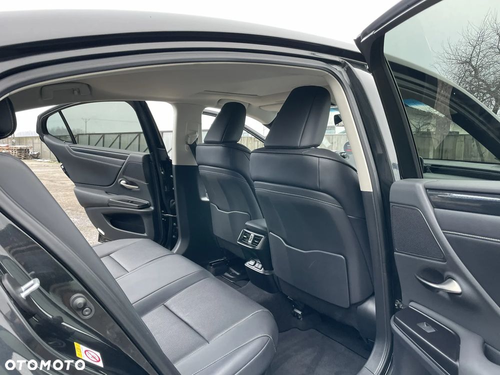 Lexus ES 300h Elegance - 8