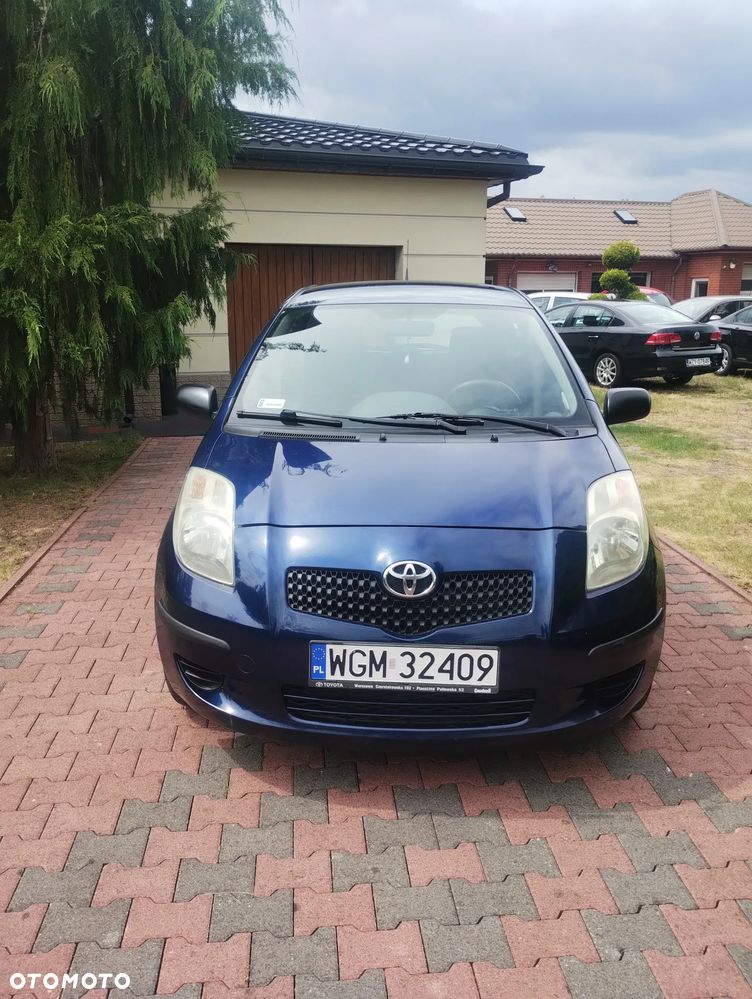 Toyota Yaris - 2