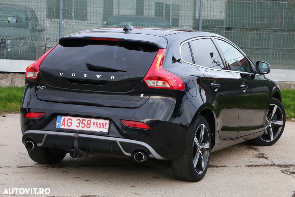 Volvo V40 D3 R-Design - 5