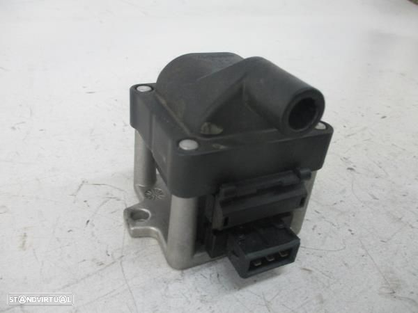 Bobine Igniçao Volkswagen Polo (6N1) - 3