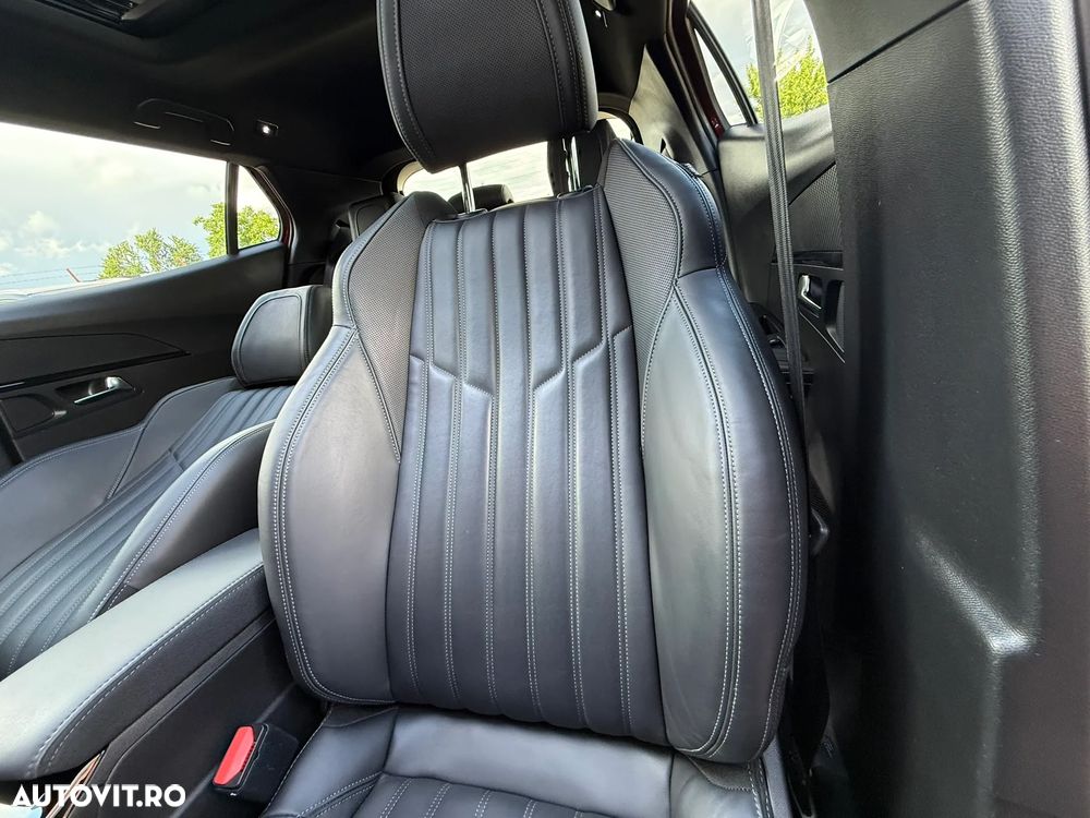Peugeot 2008 PureTech 155 EAT8 GT - 28