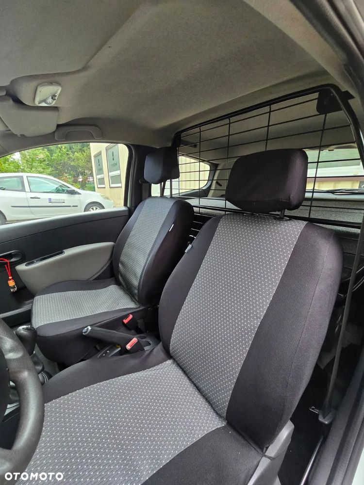 Renault Clio 1.5 dCi Alize - 8