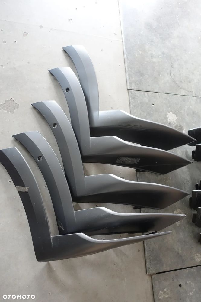 LISTWA ZDERZAKA LEWA PRAWA AUDI A6 C8 ALLROAD pdc - 4