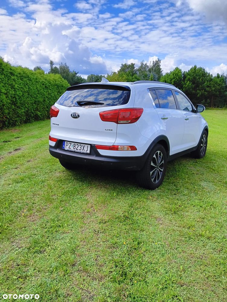 Kia Sportage 2.0 CRDI L AWD - 3