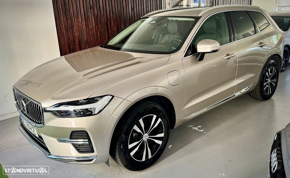 Volvo XC 60 2.0 T6 PHEV Black Edition - 2