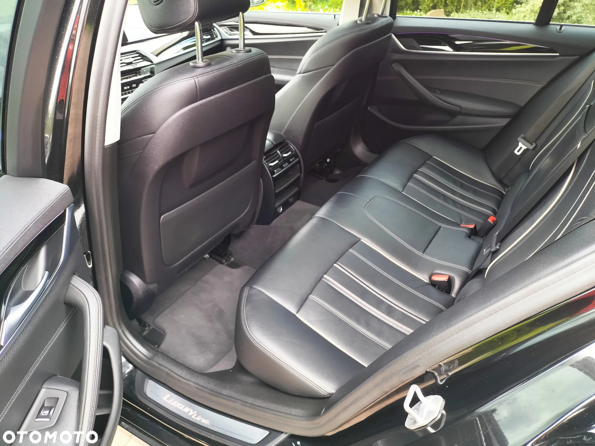 BMW Seria 5 520d Touring Luxury Line - 15