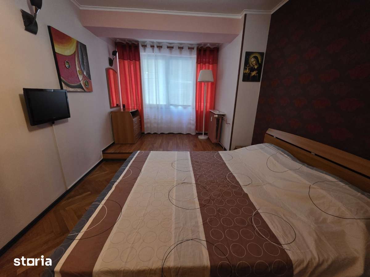 Campia Libertatii intersectie Baba Novac,Reconstructiei,mall Park Lake — fotografia 1