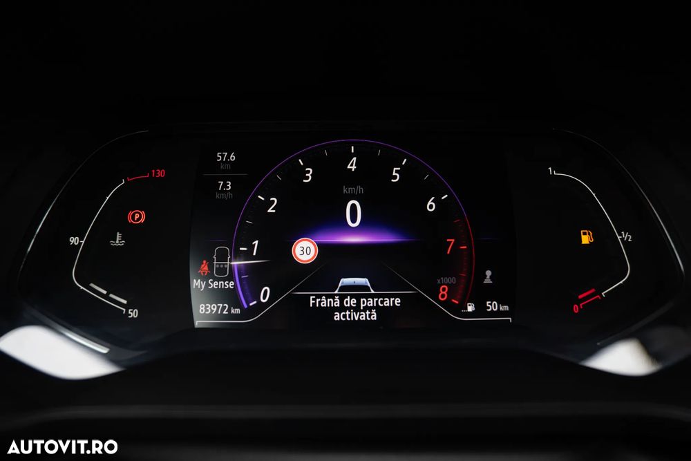Renault Captur MHEV 140 Techno - 13