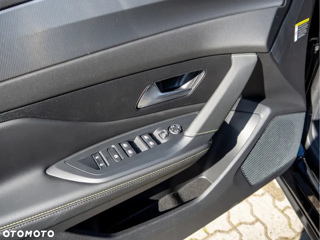 Peugeot 408 1.2 PureTech mHEV GT S&S e-DSC6 - 10