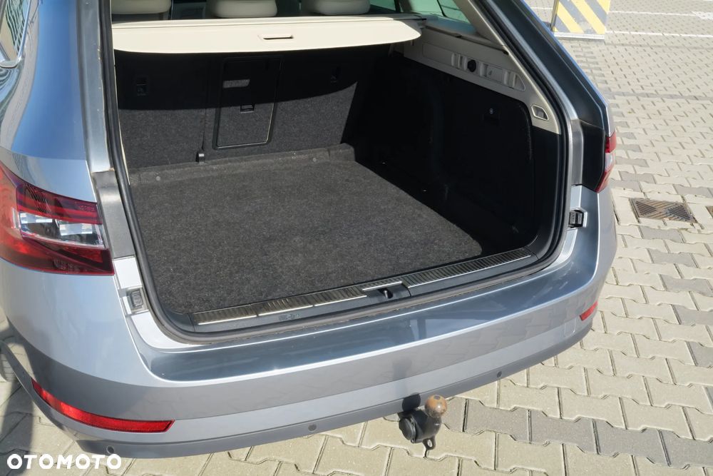 Skoda Superb 2.0 TDI L&K - 13