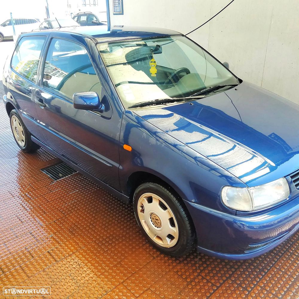 Volkswagen Polo 1.0 Confortline — fotografia 3
