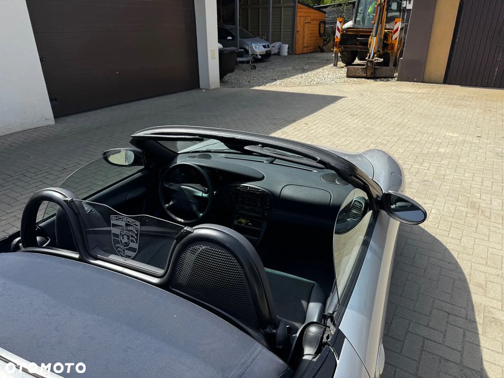 Porsche Boxster - 19