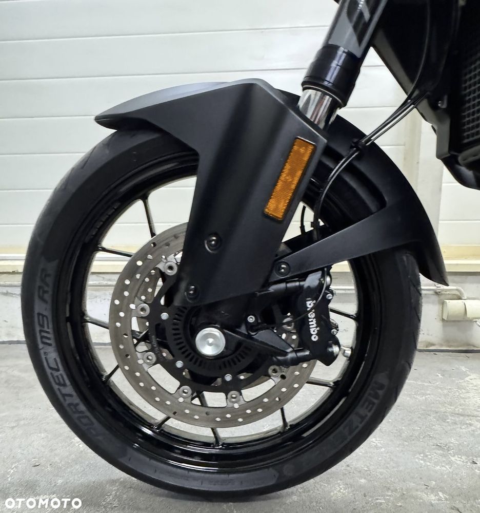 KTM Adventure - 14