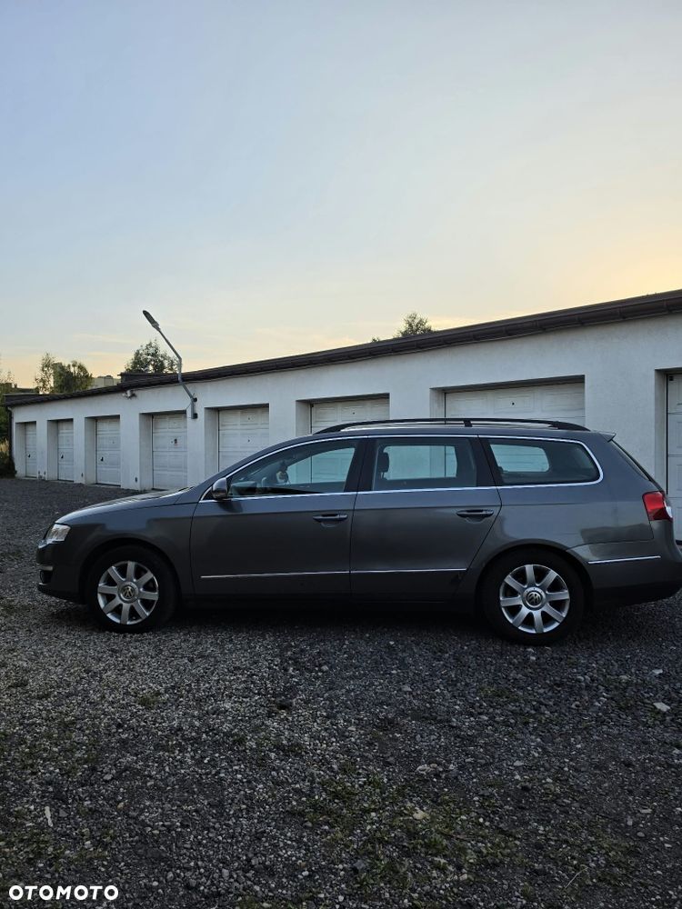 Volkswagen Passat - 5