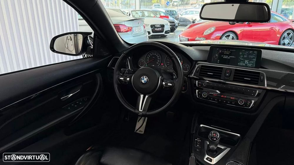 BMW M4 Auto - 21