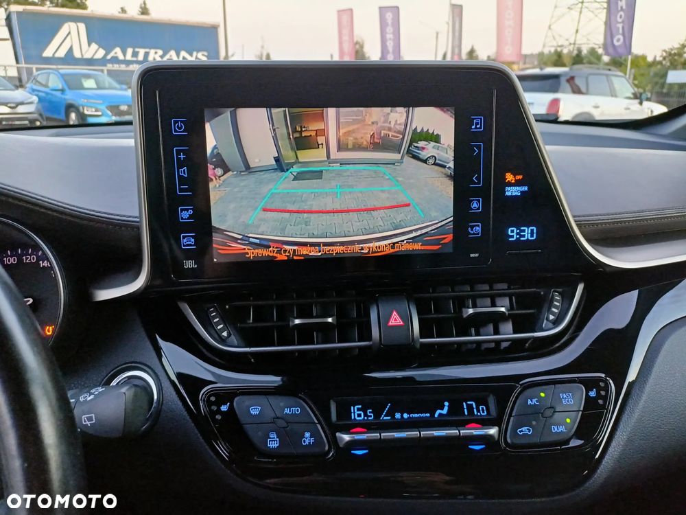 Toyota C-HR - 16