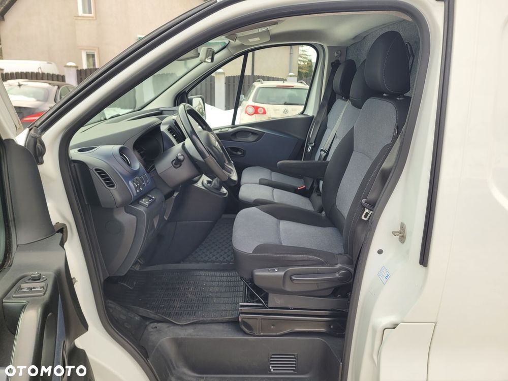 Opel Vivaro Długi L2 Webasto - 22