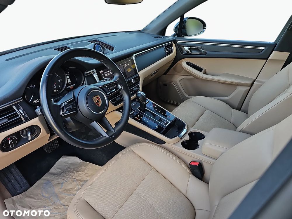 Porsche Macan Standard - 4