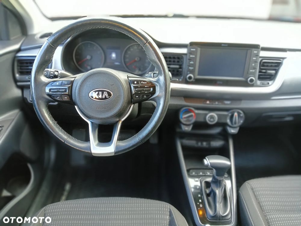 Kia Stonic 1.4 L - 13