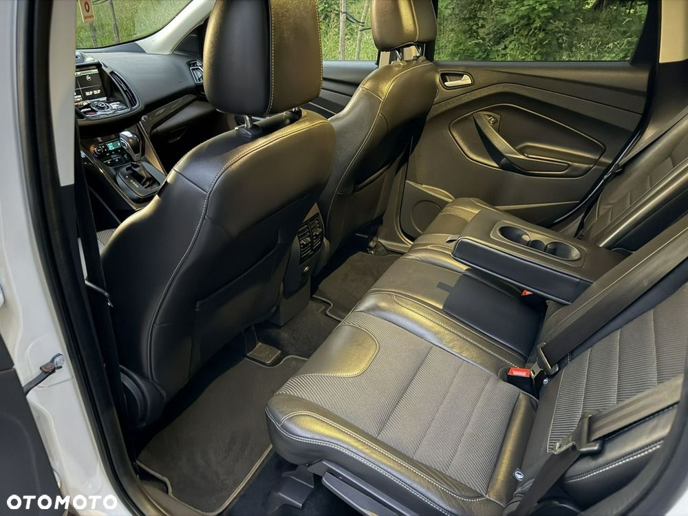 Ford Kuga - 23