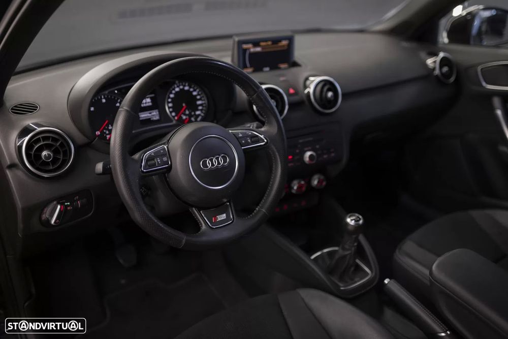 Audi A1 1.6 TDI S-line - 5