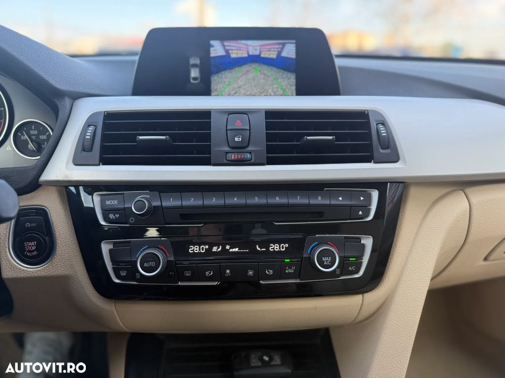 BMW Seria 3 318d Aut. Advantage - 27