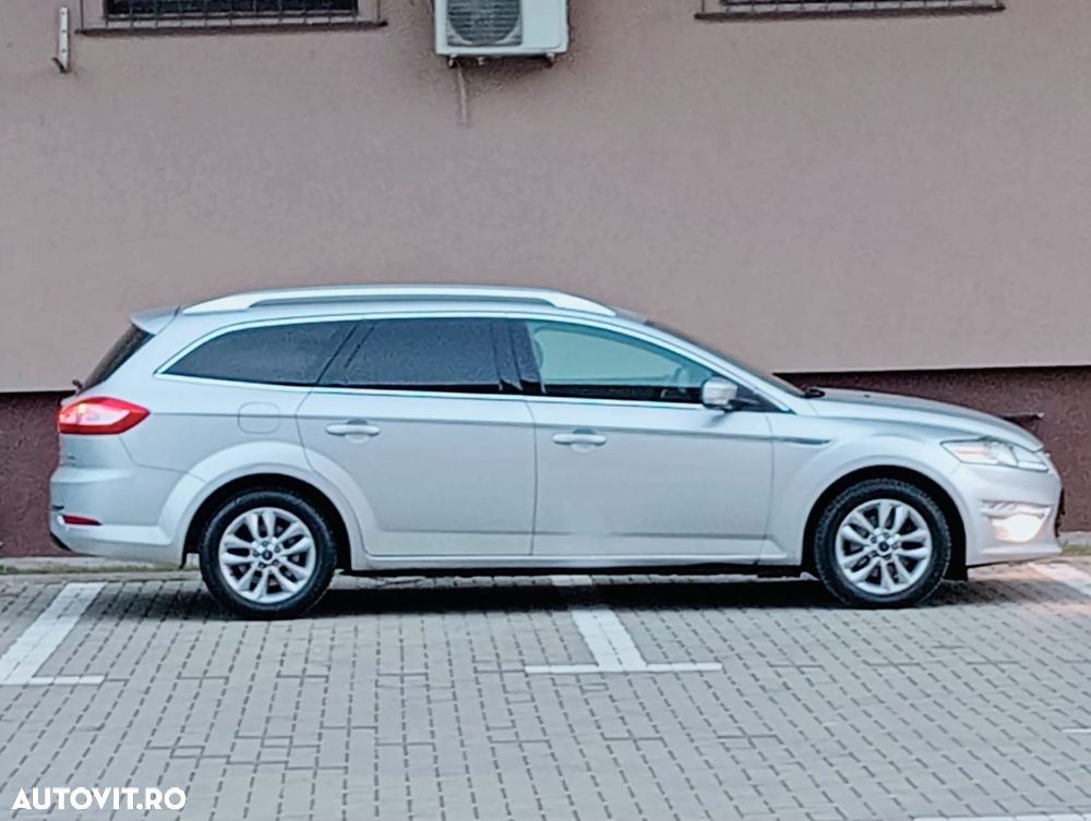 Ford Focus 1.6 TDCI Ghia - 5