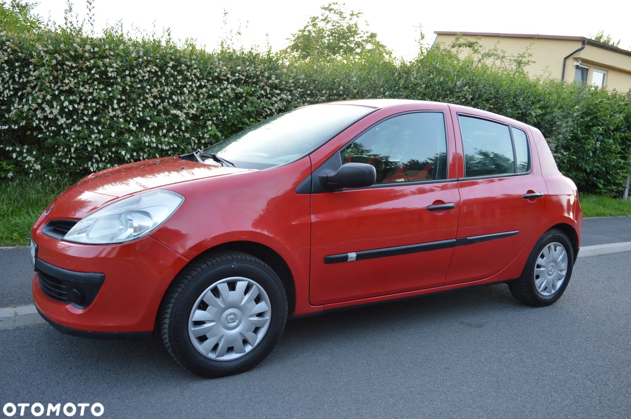 Renault Clio 1.2 16V Arctica - 1