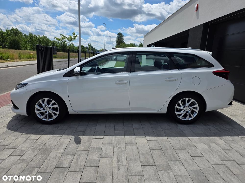 Toyota Auris 1.6 D-4D Comfort - 12