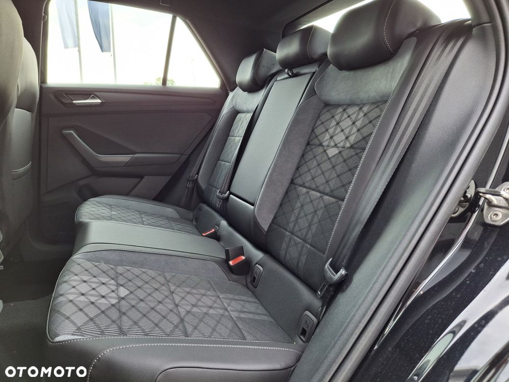 Volkswagen T-Roc 1.5 TSI R-Line DSG - 17